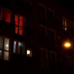 Ψεύτικα SMS για «εκκρεμή ταυτότητα» αδειάζουν λογαριασμούς: Το νέο κόλπο του phishing