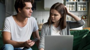 Ένα νεαρό ζευγάρι από τον Βόλο έζησε έναν εφιάλτη που ξεκίνησε από μια απλή αγγελία στο Facebook Marketplace